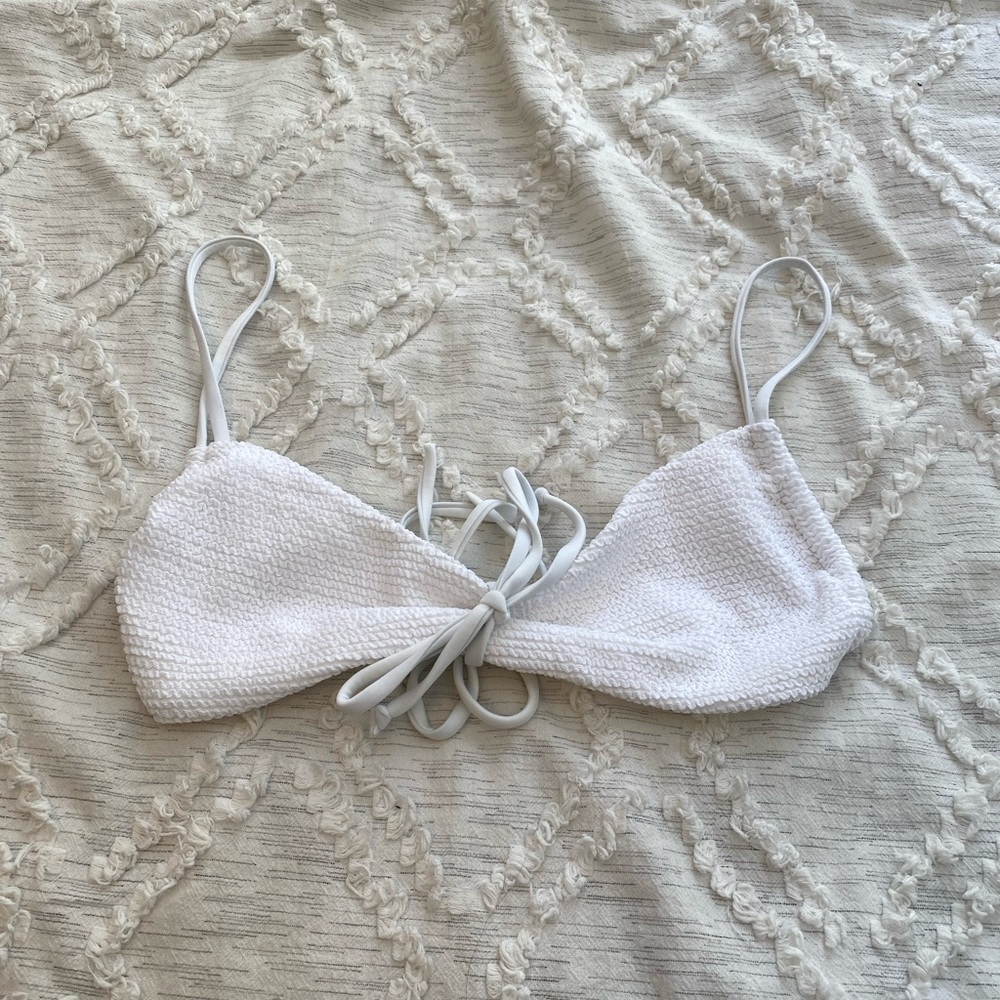 🦋 la hearts white tie front ruched bikini top 🦋